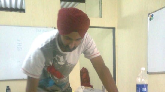 Bewakoof CEO remembers the company's first office in a Mumbai slum (LinkedIn/prabhkiran-singh-a5124918)