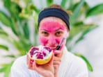 Beware! Fruits high in acidity can irritate the skin, leading to redness and itching. (Freepik)