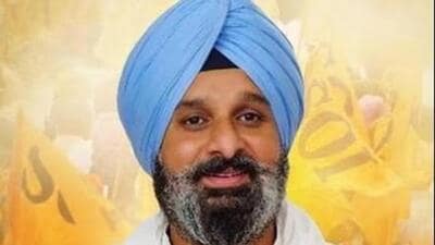 Punjab Police on Wednesday said that they have scaled down but not completely withdrawn Shiromani Akali Dal leader and former state revenue minister Bikram Singh Majithia’s security. (HT file photo) Punjab Police on Wednesday said that they have scaled down but not completely withdrawn Shiromani Akali Dal leader and former state revenue minister Bikram Singh Majithia’s security. (HT file photo)