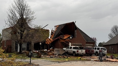 Owasso tornado damage (X@Jeff_Piotrowski) Owasso tornado damage (X@Jeff_Piotrowski)