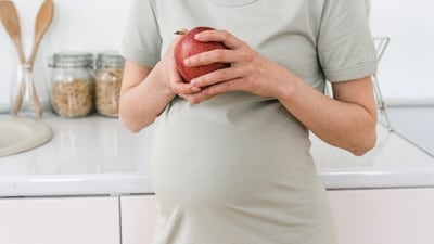 Pregnant mothers should consume adequate nutrients to stay healthy. (SHVETS production) Pregnant mothers should consume adequate nutrients to stay healthy. (SHVETS production)