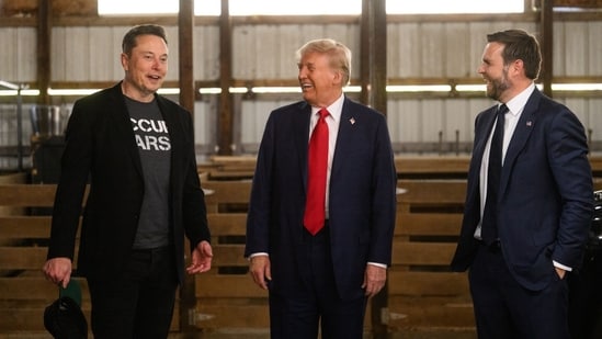US VP JD Vance with President Donald Trump and DOGE head Elon Musk (Bloomberg)