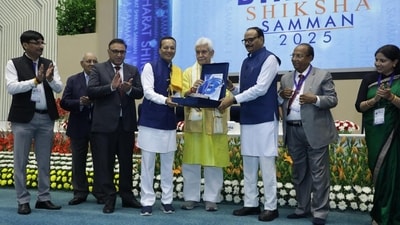 J&K L G Shri Manoj Sinha, UP Deputy CM Shri Brajesh Pathak and MP Shri Naveen Jindal at Bharat Siksha Summit 2025 at Vigyan Bhawan in New Delhi on Thursday. J&K L G Shri Manoj Sinha, UP Deputy CM Shri Brajesh Pathak and MP Shri Naveen Jindal at Bharat Siksha Summit 2025 at Vigyan Bhawan in New Delhi on Thursday.