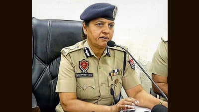 Major smugglers are yet to be arrested, said special DGP Gurpreet Deo at a press conference on Friday. (Manish/HT)