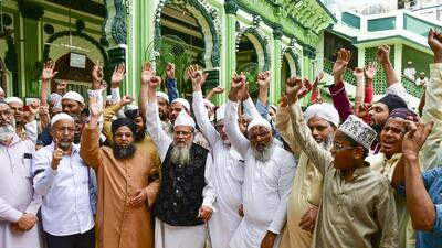 Mumbai: People raise slogans during a protest against the Waqf (Amendment) Bill, at Sunni Badi Masjid, in Mumbai, Maharashtra, Friday, April 4, 2025. (PTI Photo) (PTI04_04_2025_000309B) (PTI) Mumbai: People raise slogans during a protest against the Waqf (Amendment) Bill, at Sunni Badi Masjid, in Mumbai, Maharashtra, Friday, April 4, 2025. (PTI Photo) (PTI04_04_2025_000309B) (PTI)