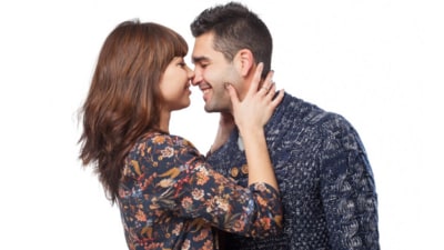 Men who kiss their wives goodbye before leaving for work tend to live longer than those who don't, as a study. (Freepik) Men who kiss their wives goodbye before leaving for work tend to live longer than those who don't, as a study. (Freepik)
