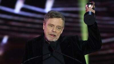 US actor Mark Hamill holds his Cinema Icon Honor award as he speaks on stage during the CinemaCon 2025 Big Screen Achievement Awards at Omnia Nightclub at Caesars Palace in Las Vegas, Nevada on April 3, 2025. (Photo by VALERIE MACON / AFP) (AFP) US actor Mark Hamill holds his Cinema Icon Honor award as he speaks on stage during the CinemaCon 2025 Big Screen Achievement Awards at Omnia Nightclub at Caesars Palace in Las Vegas, Nevada on April 3, 2025. (Photo by VALERIE MACON / AFP) (AFP)