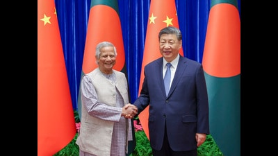 Yunus’s clumsy attempt to curry favour with the Chinese could do lasting damage to India-Bangladesh ties (@SpoxCHN_MaoNing) Yunus’s clumsy attempt to curry favour with the Chinese could do lasting damage to India-Bangladesh ties (@SpoxCHN_MaoNing)