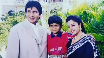 When they acted in Sooryavansham (1999), Amitabh Bachchan was 57 and the late Soundarya was 27. They played a married couple in the film, and Amitabh even looked visibly uncomfortable in some scenes with her, given their 30-year age gap. 