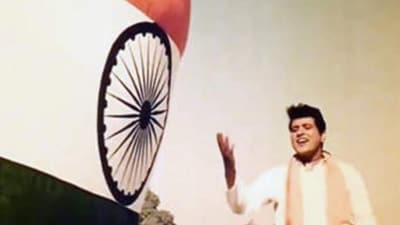 Manoj Kumar turned scriptwriter for Shaheed. Manoj Kumar turned scriptwriter for Shaheed.