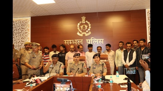 The arrested accused in police custody (HT Photo)