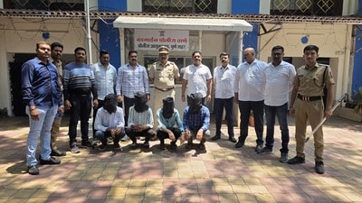 According to police officials, the victim was targeted through the app, where the accused posed as a potential date. Upon meeting, the group reportedly threatened and robbed the victim of his belongings.  (HT PHOTO)
