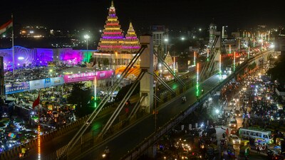 An illuminated Mahavir Temple ahead of Ram Navami festival, in Patna. (PTI) An illuminated Mahavir Temple ahead of Ram Navami festival, in Patna. (PTI)