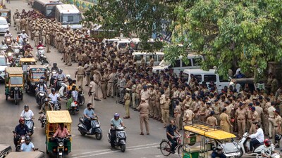 Police personnel take out a route march ahead of the Ram Navami procession, in Nagpur, Maharashtra. (PTI) Police personnel take out a route march ahead of the Ram Navami procession, in Nagpur, Maharashtra. (PTI)