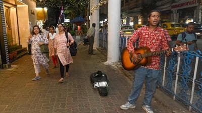 Indian performers, in contrast to cities across the world, remain caught in a web of outdated regulations and inconsistent enforcement. Even in Bengaluru, known for its cultural vibrancy, artists struggle to find a place where music and urban life can coexist. (Samir Jana/HT Hindustan Times) Indian performers, in contrast to cities across the world, remain caught in a web of outdated regulations and inconsistent enforcement. Even in Bengaluru, known for its cultural vibrancy, artists struggle to find a place where music and urban life can coexist. (Samir Jana/HT Hindustan Times)