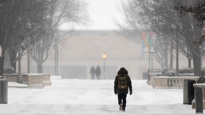 The Polar Vortex's collapse will cause a major Arctic blast from central Canada into the Northeast United States, even if a progressive and dynamic weather pattern will persist across North America into April. (Getty Images via AFP) The Polar Vortex's collapse will cause a major Arctic blast from central Canada into the Northeast United States, even if a progressive and dynamic weather pattern will persist across North America into April. (Getty Images via AFP)