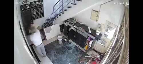 A CCTV video shows Neelika's father entering the house and slapping the man after an argument. (@ag_Journalist/X) A CCTV video shows Neelika's father entering the house and slapping the man after an argument. (@ag_Journalist/X)
