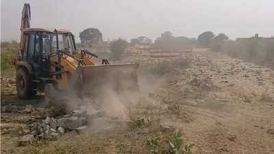 An anti-encroachment drive underway in Sarsawan of Lucknow district (Sourced) An anti-encroachment drive underway in Sarsawan of Lucknow district (Sourced)