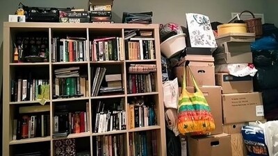 A brain teaser challenges users to spot a hidden cat in a cluttered room. (X/piedpiperlko) A brain teaser challenges users to spot a hidden cat in a cluttered room. (X/piedpiperlko)