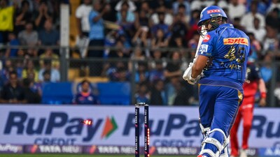 Ravi Shastri sets a herculean task for Rohit Sharma (Hindustan Times) Ravi Shastri sets a herculean task for Rohit Sharma (Hindustan Times)