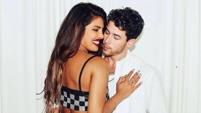 Nick Jonas expresses love for Priyanka Chopra at the Broadway opening of The Last Five Years. Nick Jonas expresses love for Priyanka Chopra at the Broadway opening of The Last Five Years.