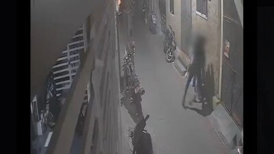 The CCTV video of the incident has gone viral on social media. (X/@deadripper07) The CCTV video of the incident has gone viral on social media. (X/@deadripper07)