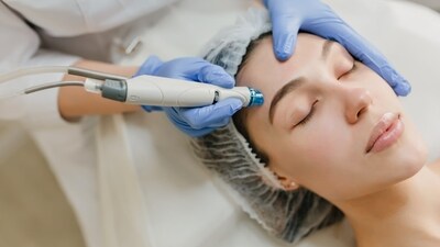 Check out top non-surgical treatments to combat ageing and enhance skin quality. (Unsplash) Check out top non-surgical treatments to combat ageing and enhance skin quality. (Unsplash)