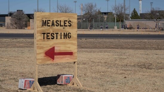 Measles outbreak in US: The child, who wasn’t vaccinated, had been hospitalized and was receiving treatment for complications from measles, according to an emailed statement from UMC Health System in Lubbock, Texas. The child had no known underlying health conditions, UMC said. (AFP)