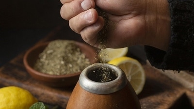Boost your body's natural defenses with these 5 Ayurvedic immunity tips. (Image by Pixabay) Boost your body's natural defenses with these 5 Ayurvedic immunity tips. (Image by Pixabay)