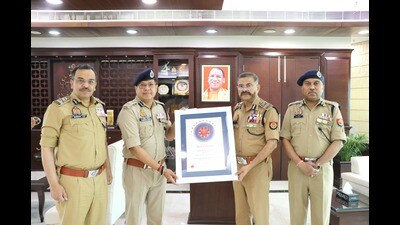 DGP Prashant Kumar receives the SKOCH award (Sourced) DGP Prashant Kumar receives the SKOCH award (Sourced)