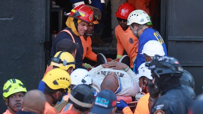 Juan Manuel Méndez, head of the Emergency Operations Center, said there were at least 300 individuals inside the venue when the roof collapsed.&nbsp;&nbsp; (REUTERS)