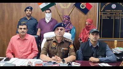 The prime accused, Sushma (in middle), with her associates Anil and Seema in November 2024. (HT Photo) The prime accused, Sushma (in middle), with her associates Anil and Seema in November 2024. (HT Photo)
