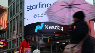 All three major stock indexes dipped again at the opening of the stock market for the third straight day with the Dow Jones dropping over 1000 points and the S & P 500 nearing bear market territory amid U.S. President Donald Trump's sweeping new tariffs and other countries' retaliations. (Getty Images via AFP) All three major stock indexes dipped again at the opening of the stock market for the third straight day with the Dow Jones dropping over 1000 points and the S & P 500 nearing bear market territory amid U.S. President Donald Trump's sweeping new tariffs and other countries' retaliations. (Getty Images via AFP)