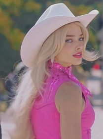 Barbie’s pink cowgirl look – Yeehaw in style (Pinterest)