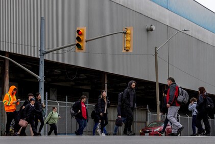 Canada’s Economy Is Starting to Crack Under Trade-War Pressure Canada’s Economy Is Starting to Crack Under Trade-War Pressure
