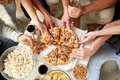 Young people have a tendency to consume junk, which negatively affect collagen production. (Shutterstock) Young people have a tendency to consume junk, which negatively affect collagen production. (Shutterstock)