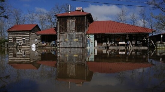 Governor Andy Beshear reported that more than 500 state roads in Kentucky remained blocked on Monday night.(AP)