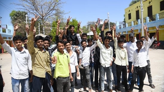 Karnataka KSEAB PUC 2 exam results declared, check result at 1.30 pm (Santosh Kumar/Photo for representation)