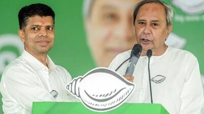 Biju Janata Dal president Naveen Patnaik with VK Pandian (ANI FILE PHOTO) Biju Janata Dal president Naveen Patnaik with VK Pandian (ANI FILE PHOTO)