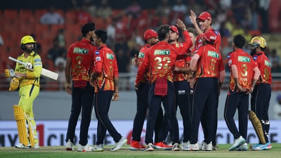 Punjab Kings players celebrate after the wicket of Chennai Super Kings' Rachin Ravindra (REUTERS)