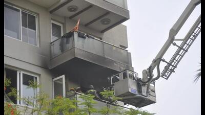 Firemen reached out to the flat through hydraulic platform. (Sourced)