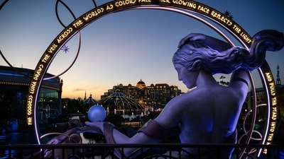 A statue of Luna, the Roman goddess of the moon, overlooking the Celestial Park area, at the Epic Universe theme park in Orlando, Florida, US, on Saturday, April 5, 2025. Photographer: Thomas Simonetti/Bloomberg (Bloomberg)