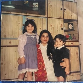 Karan Tacker with his mother and sister Sasha Tacker