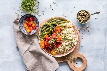 Balancing your plate is more sustainable than counting calories and logging all the foods eaten every day. Eating should not become a chore. (Unsplash) Balancing your plate is more sustainable than counting calories and logging all the foods eaten every day. Eating should not become a chore. (Unsplash)