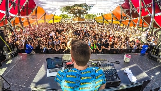 Coachella 2025 will take place April 11th-13th and April 18th. (UnSplash)
