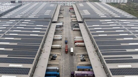 U.S.-China Brawl Takes Center Stage in Global Trade War