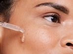 Follow these tips for retinol use in summer. Follow these tips for retinol use in summer.
