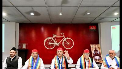 SP chief Akhilesh Yadav was speaking on Thursday at an event held at the SP state headquarters in Lucknow to mark Lord Mahavir Swami’s Janma Kalyan Divas. (Sourced) SP chief Akhilesh Yadav was speaking on Thursday at an event held at the SP state headquarters in Lucknow to mark Lord Mahavir Swami’s Janma Kalyan Divas. (Sourced)