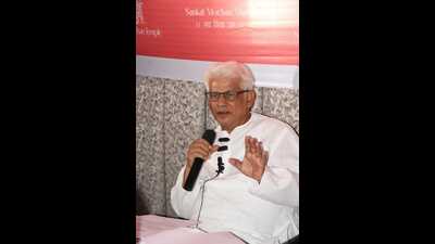 Sankat Mochan Temple chief priest Prof Vishwambhar Nath Mishra (HT) Sankat Mochan Temple chief priest Prof Vishwambhar Nath Mishra (HT)