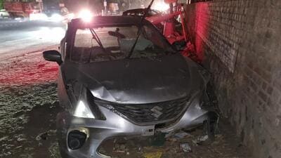 The mangled car after the crash. (Parveen Kumar/HT Photo) The mangled car after the crash. (Parveen Kumar/HT Photo)